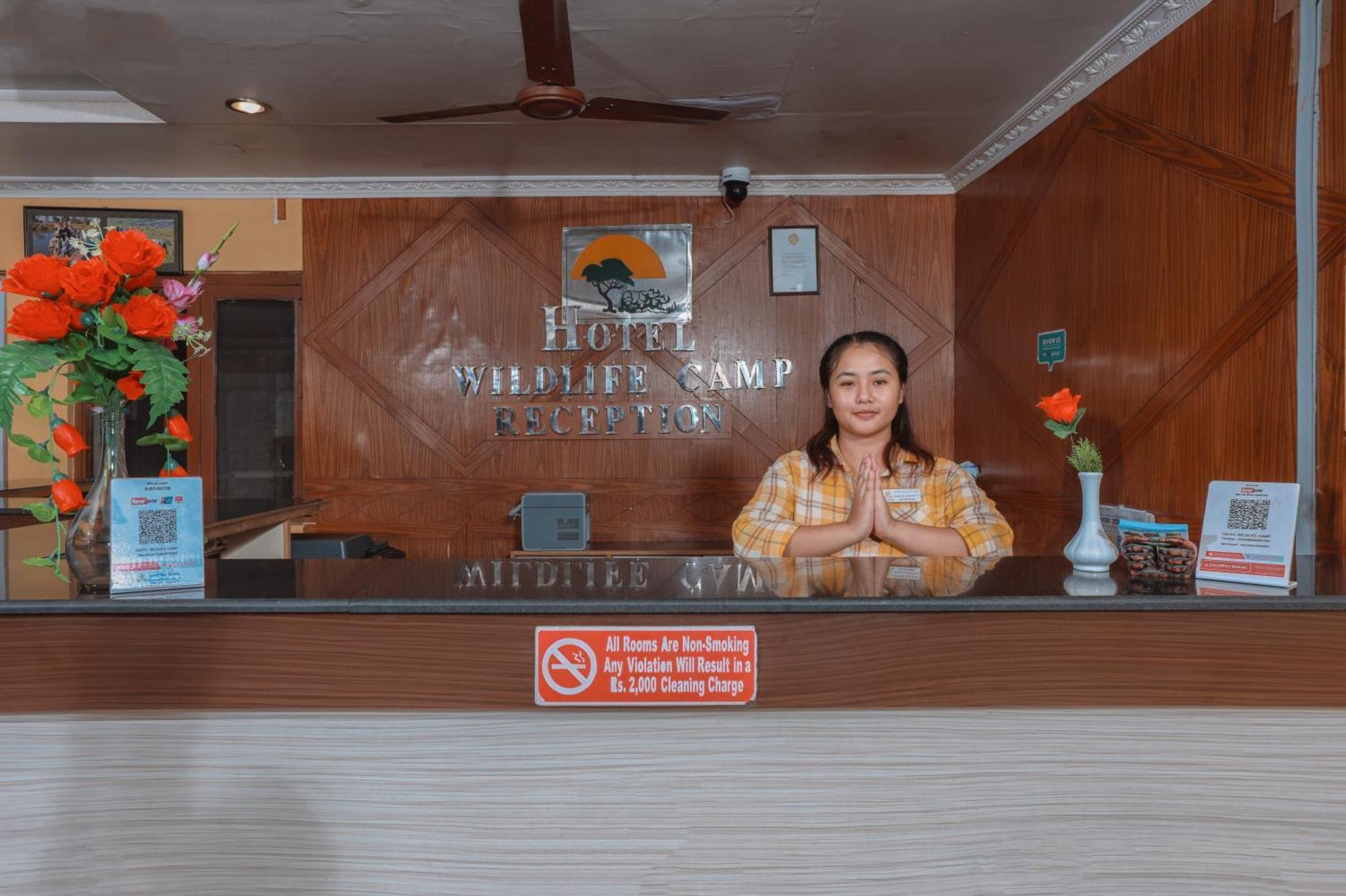 Hotel Wildlife Camp Sauraha Luaran gambar